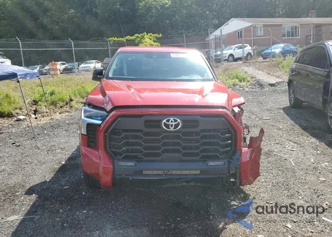 2022 Toyota Tundra Crewmax Sr из США, поврежденный, VIN 5TFLA5DB4NX021533